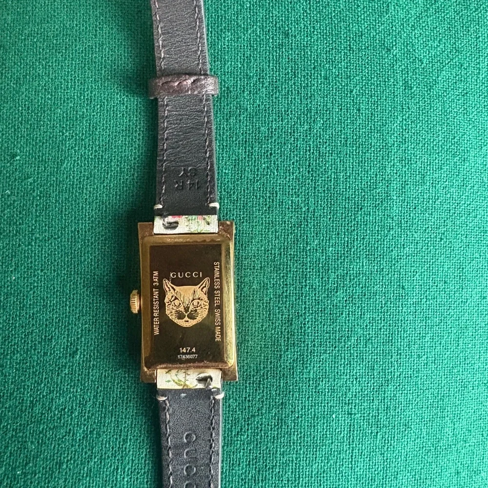 Gucci women’s watch - Picture 9 of 12